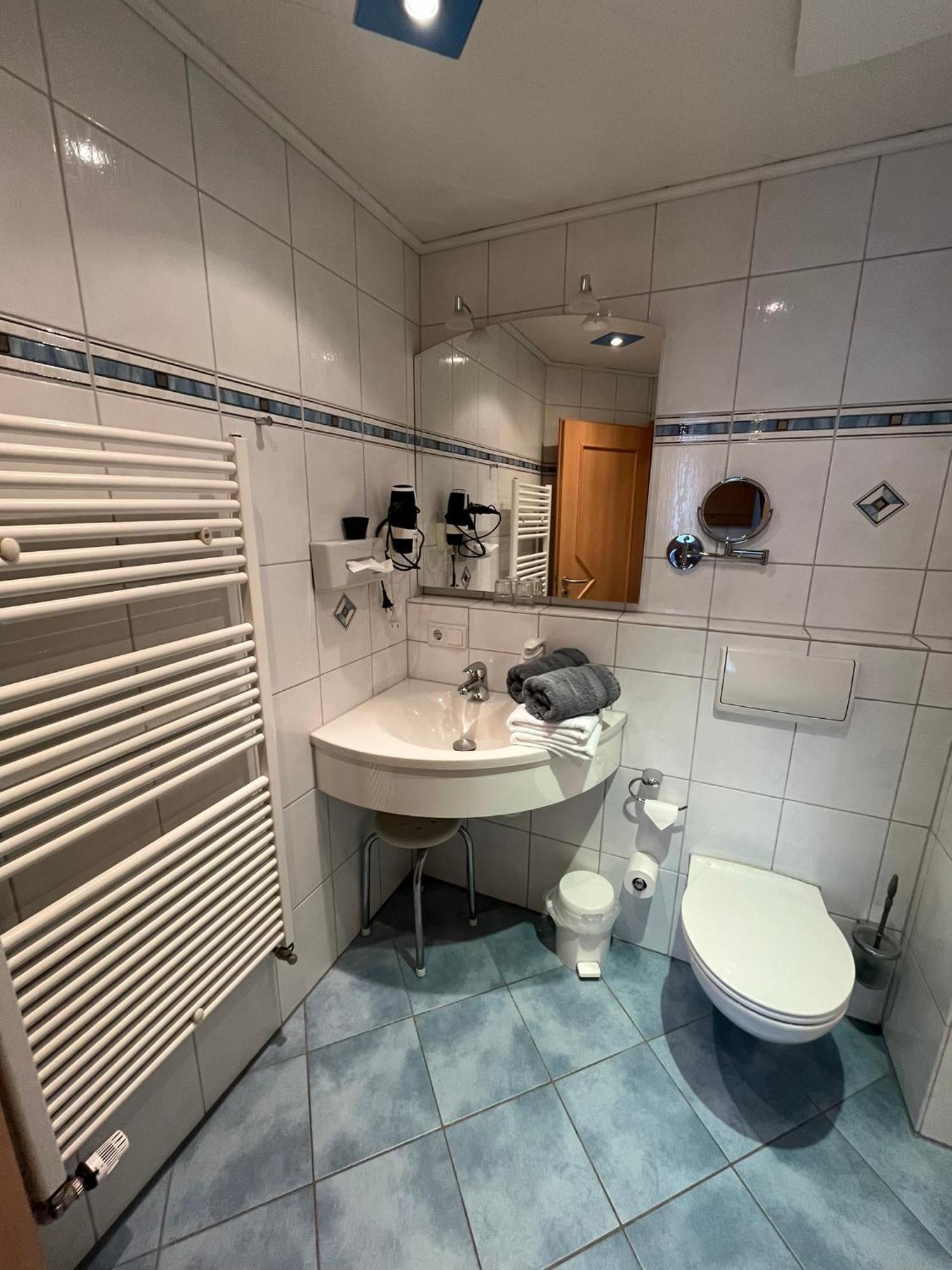 Hotel-Landpension Postwirt Kirchensittenbach Экстерьер фото
